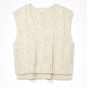 NWT American Eagle Outfitters Cream Cable Knit Sweater Vest - Size S